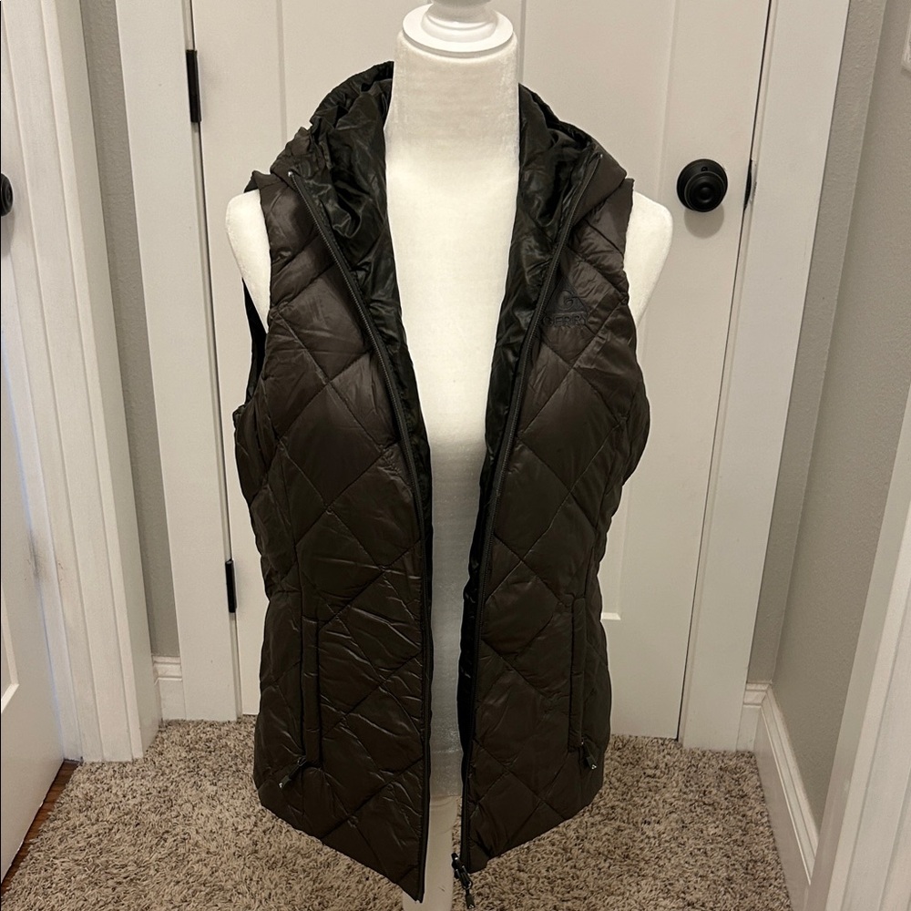 Gerry Weber Quilted Vest in Dark Olive